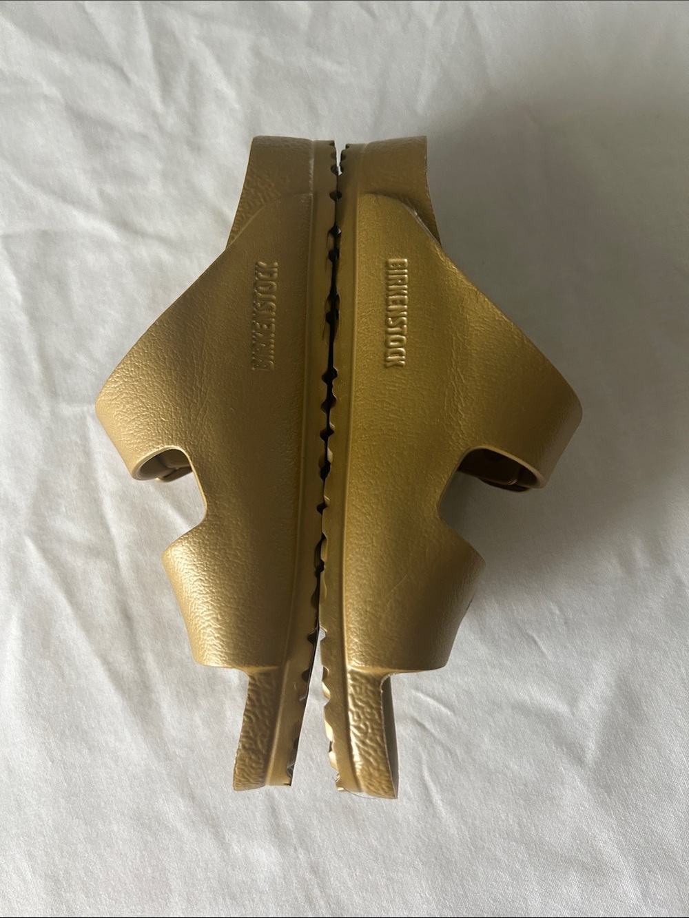 Birkenstock Kids Arizona Sandals in Metallic Gold - Picture 6 of 12